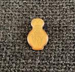 PIN - CLEA - YVES ROCHER - PARFUM - PERFUME, Verzamelen, Verzenden, Gebruikt, Merk, Speldje of Pin