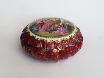 Antiek Ackermann&Fritze porcelainen doosje Royal Vienna '20 beschikbaar voor biedingen