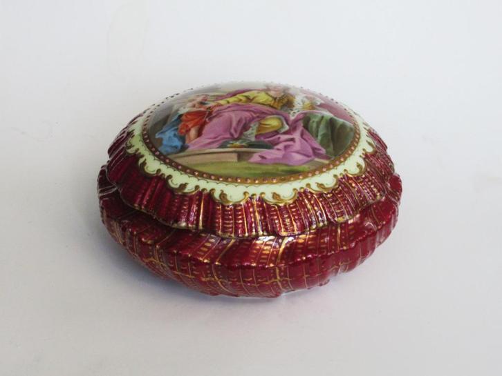 Antiek Ackermann&Fritze porcelainen doosje Royal Vienna '20, Antiek en Kunst, Antiek | Porselein, Ophalen of Verzenden