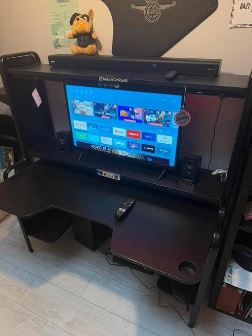 Game bureau, Huis en Inrichting, Bureaus, Zo goed als nieuw, Bureau, Ophalen