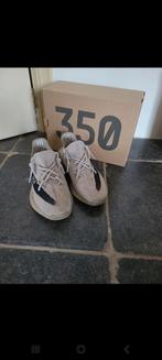 Yeezy 350, Kleding | Heren, Ophalen of Verzenden, Zo goed als nieuw, Overige kleuren