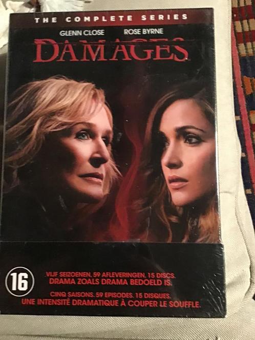 Complete serie  serie Damages ,5 seizoenen, drama, NIEUW, Cd's en Dvd's, Dvd's | Drama, Drama, Ophalen of Verzenden