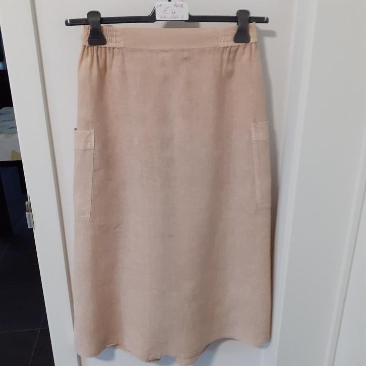 XANDRES Beige linnen rok Maat: 38 Prijs: € 4, Kleding | Dames, Rokken, Zo goed als nieuw, Maat 38/40 (M), Beige, Onder de knie