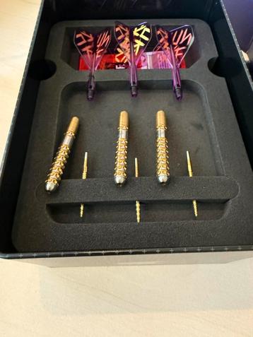 Luke littler 24 gram., Sport en Fitness, Darts, Ophalen of Verzenden, Zo goed als nieuw, Flights