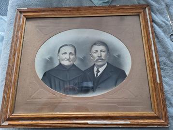 Een foto van groot ouders. beschikbaar voor biedingen