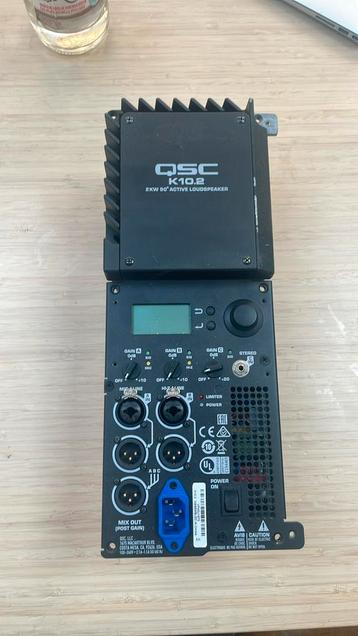 Qsc k10.2 module ampli pour pièces beschikbaar voor biedingen