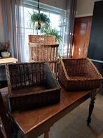 Stokbrood en broodmanden, Ophalen, Gebruikt, Riet, Mand