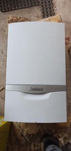 Gasketel Vaillant 'ecoTEC plus' met thermostaat en watervat, Bricolage & Construction, Enlèvement, Utilisé