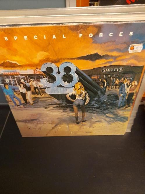 lp - 38 special - special forces, Cd's en Dvd's, Vinyl | Rock, Gebruikt, Overige genres, 12 inch, Ophalen of Verzenden