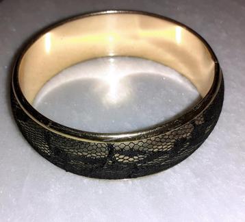 cuff armband vintage goud met zwart kant 