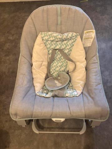 Wipstoeltje vanaf de geboorte tot 18 kg (gebruik 1 maand) beschikbaar voor biedingen