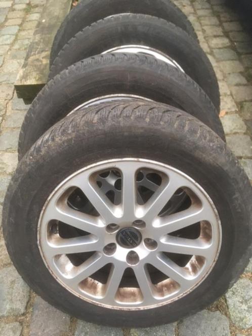 Winterbanden Michelin op Volvo alu velgen 16 Duim, Auto-onderdelen, Banden en Velgen, Banden en Velgen, Winterbanden, 16 inch