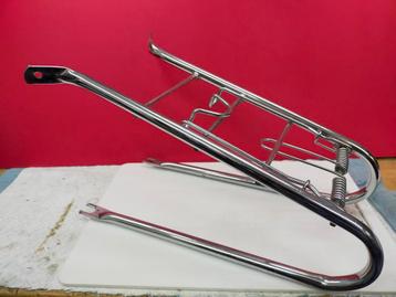 Nieuwe bagagedrager voor ? Mobylette Sparta Vepa ?. NOS beschikbaar voor biedingen