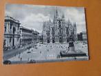 MILAAN : 2 POSTKAARTEN PIAZZA DEL DUOMO, Ophalen of Verzenden, 1940 tot 1960, Ongelopen, Italië