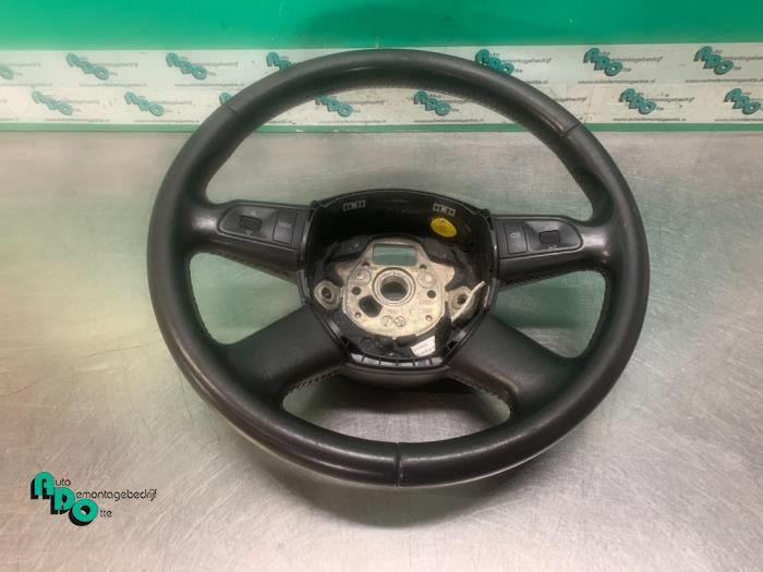 Volant d'un Audi A6 (A6 04-), Autos : Pièces & Accessoires, Commande, Audi, Utilisé, 3 mois de garantie, Enlèvement ou Envoi