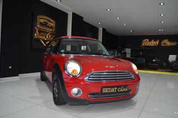 Mini Cooper 1.4 BENZINE, Autos, Mini, Rouge, Achat, https://public.car-pass.be/vhr/db7ba005-32ba-439f-b7dc-89e86b5e6612, Entreprise