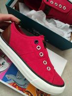 Nouvelles baskets mocassins unisexes, Enfants & Bébés, Vêtements enfant | Chaussures & Chaussettes, Garçon ou Fille, Enlèvement ou Envoi