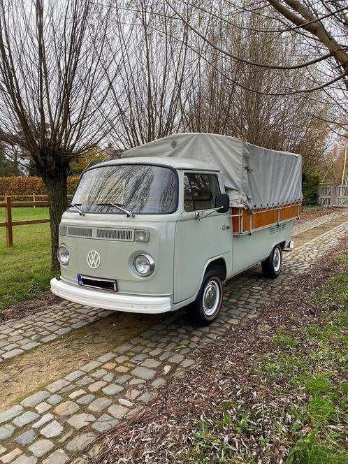 Volkswagen T2b, Auto's, Oldtimers, Particulier, Volkswagen, Benzine, Overige carrosserie, 2 deurs, Handgeschakeld, Beige, Bruin