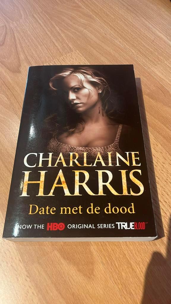 Charlaine Harris - Date met de dood, Boeken, Kinderboeken | Jeugd | 13 jaar en ouder, Zo goed als nieuw, Ophalen of Verzenden