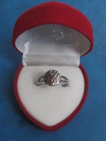 Bague - couleur argentée - yin yang (NOUVEAU), Enlèvement ou Envoi, Fer ou Acier, Plus petit que 17, Comme neuf