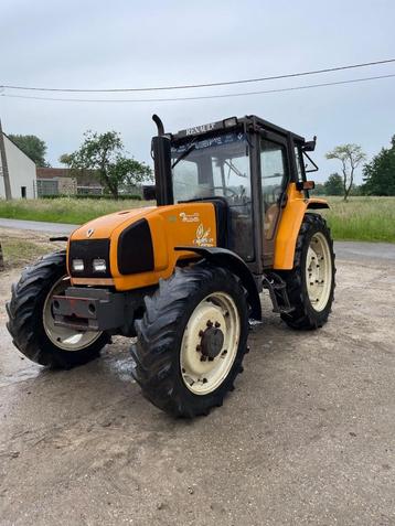 Renault Cérès 75  disponible aux enchères