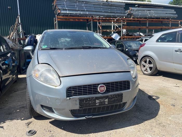 Motorkap van een Fiat Punto (595/A), Auto-onderdelen, Carrosserie, Motorkap, Fiat, Gebruikt, 3 maanden garantie