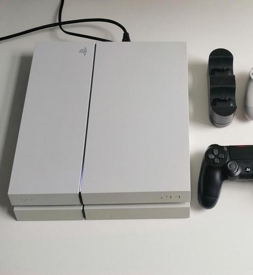 Sony PlayStation 4 avec 1 manette, Games en Spelcomputers, Games | Sony PlayStation 4, Zo goed als nieuw, Ophalen of Verzenden