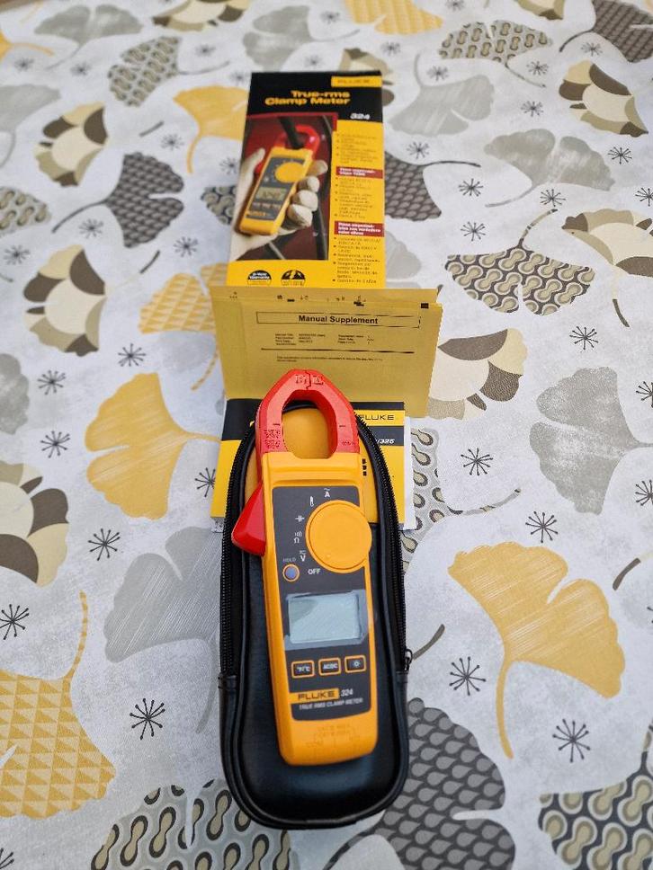 Pince ampèremétrique Fluke 324 True-RMS, Bricolage & Construction, Instruments de mesure, Autres appareils de mesure ou compteurs