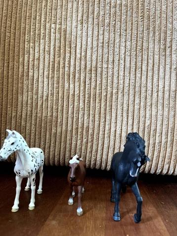 Set van 3 Schleich paarden beschikbaar voor biedingen