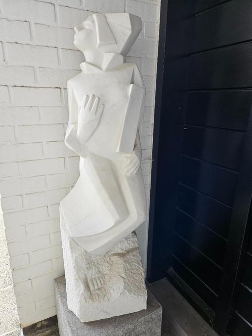 Carrara gebeeldhoud werk in opdracht van klant aangeboden!, Antiek en Kunst, Kunst | Beelden en Houtsnijwerken, Ophalen of Verzenden