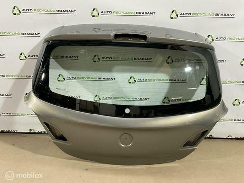 Achterklep Opel Corsa E 3 DEURS 40W ORIGINEEL 13428045, Auto-onderdelen, Carrosserie, Achterklep, Opel, Gebruikt, Ophalen of Verzenden