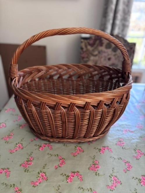 * vintage rieten mand ovaal, marktmand, Antiek en Kunst, Curiosa en Brocante, Ophalen of Verzenden