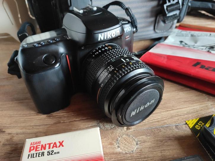 Nikon F-50 SLR camera met AF Nikkor 35-80mm f/4-5.6 D, Audio, Tv en Foto, Fotocamera's Analoog, Gebruikt, Spiegelreflex, Nikon