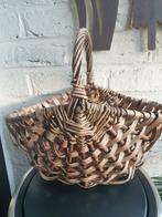 Rotan mand, Huis en Inrichting, Woonaccessoires | Schalen en Manden, Ophalen of Verzenden, Zo goed als nieuw, Mand