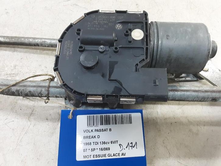 RUITENWISSERMOTOR VOOR Volkswagen Passat Variant (3C5), Auto-onderdelen, Ruiten en Toebehoren, Volkswagen, Gebruikt