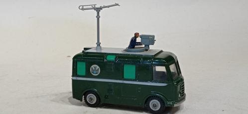 DINKY TOYS UK COMMER BBC TV ROOVING EYE REF 968, Hobby en Vrije tijd, Modelauto's | 1:43, Zo goed als nieuw, Bus of Vrachtwagen