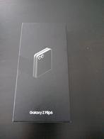 Samsung Galaxy Z Flip 6 gris 256gb, Telecommunicatie, Mobiele telefoons | Samsung, Gebruikt, Touchscreen, Zonder simlock, Android OS