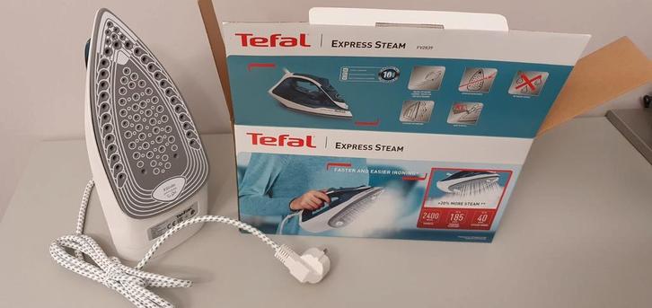 Tefal FV2839 -NIEUW, Elektronische apparatuur, Strijkijzers en Strijkplanken, Zo goed als nieuw, Ophalen of Verzenden