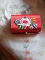 Lippenstift doosje met spiegel, Handtassen en Accessoires, Uiterlijk | Cosmetica en Make-up, Ophalen