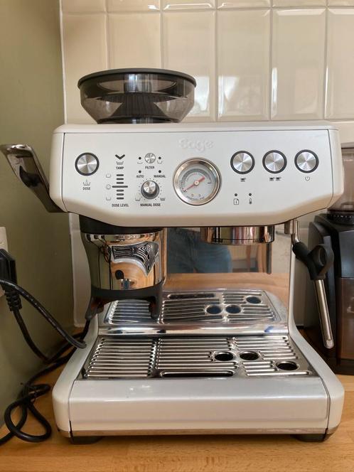 Sage Barista Express Impress – compleet + garantie!, Elektronische apparatuur, Koffiezetapparaten, Zo goed als nieuw, Stoompijpje