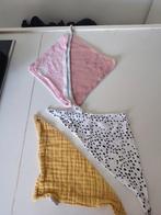Kwijlslabbetjes, Kinderen en Baby's, Babykleding | Overige, Ophalen, Zo goed als nieuw, Meisje