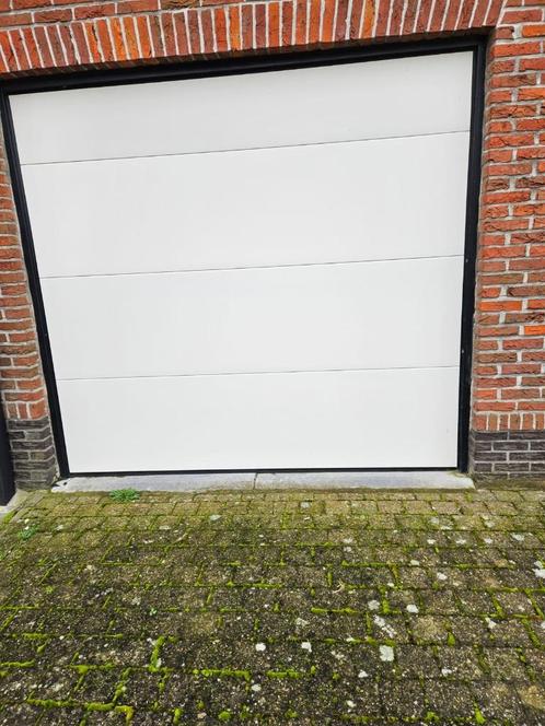 NIEUWE    SECTIONALE  GARAGEPOORT, Doe-het-zelf en Bouw, Deuren en Vliegenramen, Nieuw, Garagedeur, 215 cm of meer, Kunststof