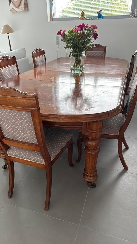 Mahonie engelse tafel op wieltjes met 6 stoelen, Antiek en Kunst, Antiek | Meubels | Tafels, Ophalen
