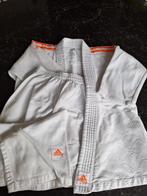 Kimono judo enfant 130cm, Sport en Fitness, Vechtsporten en Zelfverdediging, Ophalen, Zo goed als nieuw, Judo, Vechtsportkleding