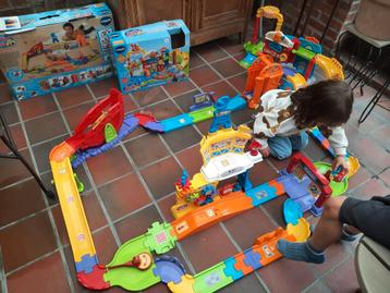 Vtech toet toet auto's race circuit en brandweerkazerne beschikbaar voor biedingen