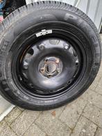 Pirelli auto banden 14 inch, Auto-onderdelen, Banden en Velgen, Ophalen, 14 inch, Gebruikt, 175 mm