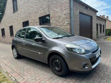 Renault Clio 1.2 benzin 98dKm Navi/Cruise/Airco/Gekeurd beschikbaar voor biedingen