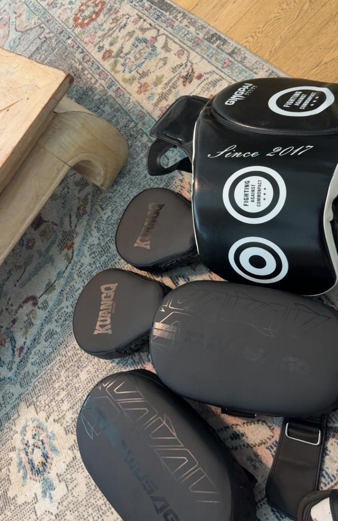 Lot Materiel arts martiaux, Sports & Fitness, Boxe, Neuf, Enlèvement ou Envoi