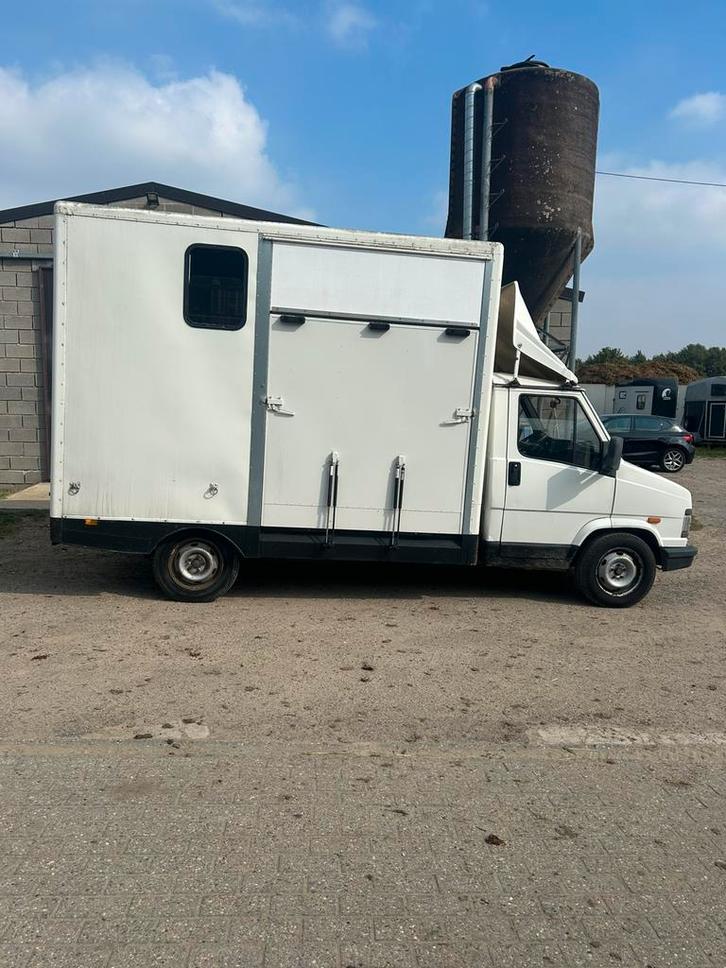 Paarden camionette B rijbewijs, Dieren en Toebehoren, Paarden en Pony's | Trailers en Aanhangwagens, Gebruikt, 2-paards trailer