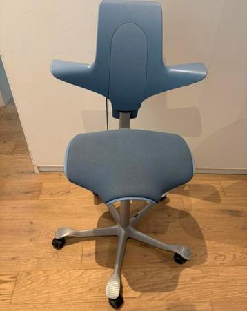 Ergonomische bureaustoel HÅG CAPISCO PULS 8020, Ophalen, Gaming bureaustoel, Blauw, Zo goed als nieuw